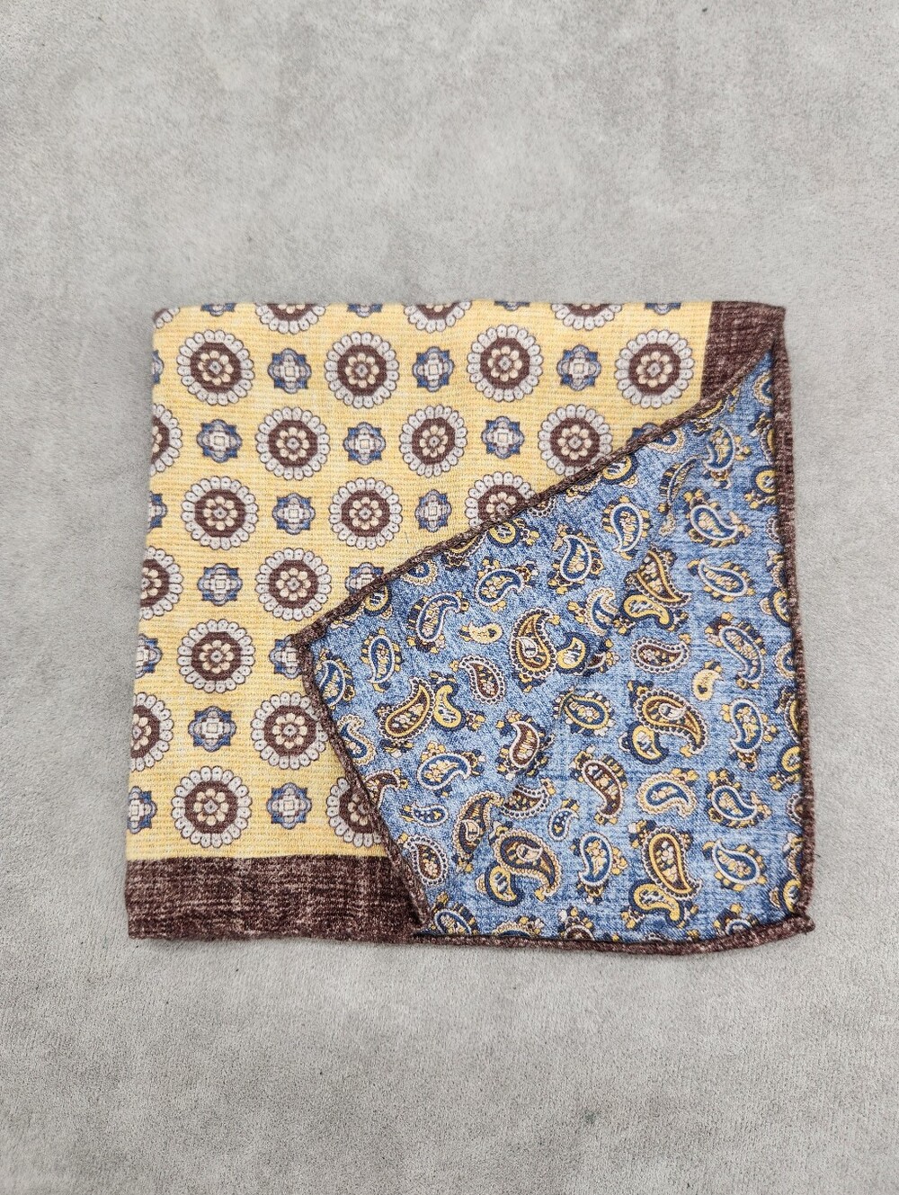 Cremieux Pocket Square Yellow Floral 100% Silk Pochette Doublesided New $40